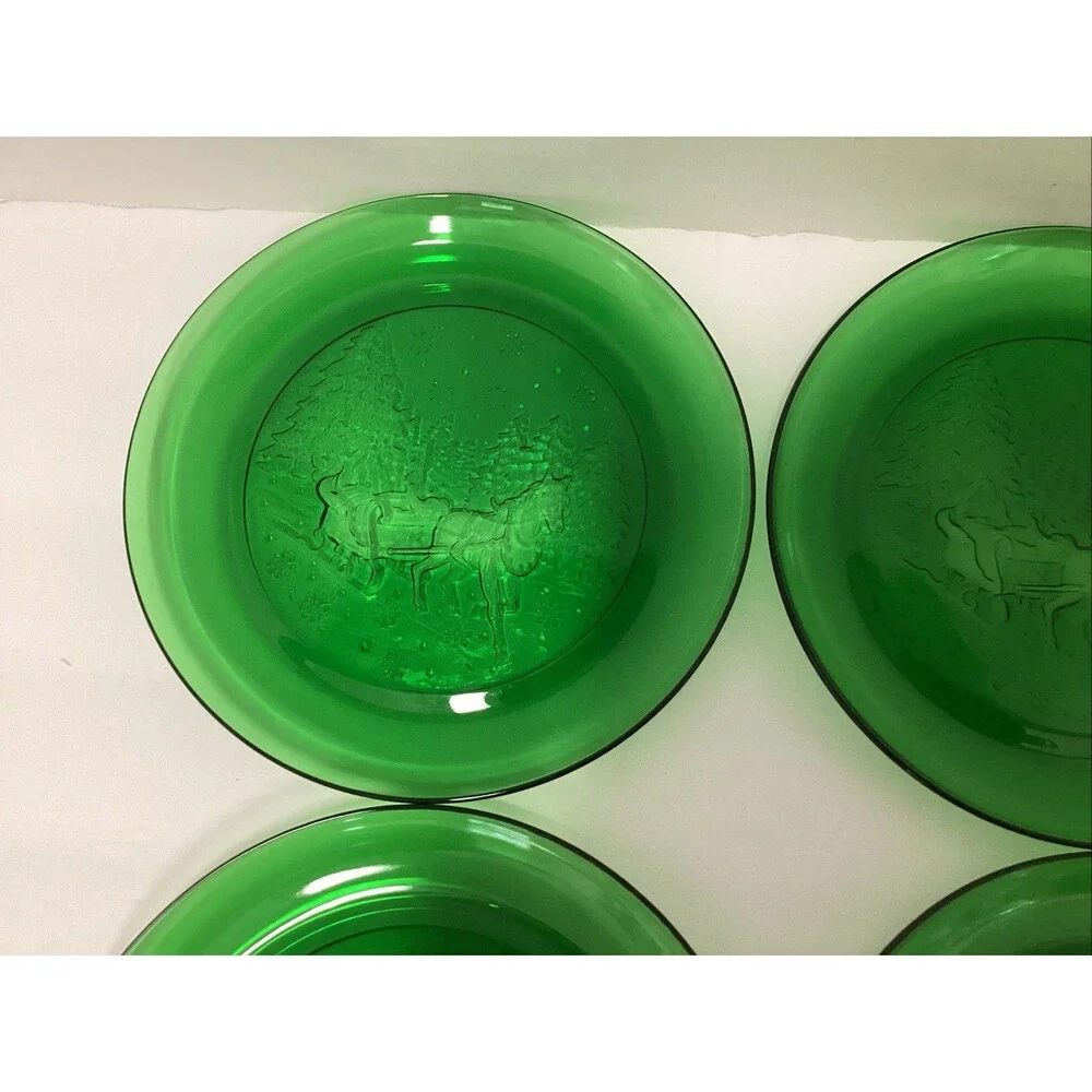 arcoroc sleigh ride salad dessert green glass plate 7.5” set of 4